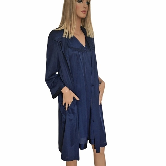 Vintage Vanity Fair Peignoir Set Lingerie Nightgown Robe Navy Sleep Embroidery - Picture 9 of 16
